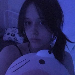 Meet your Posher, Emilie